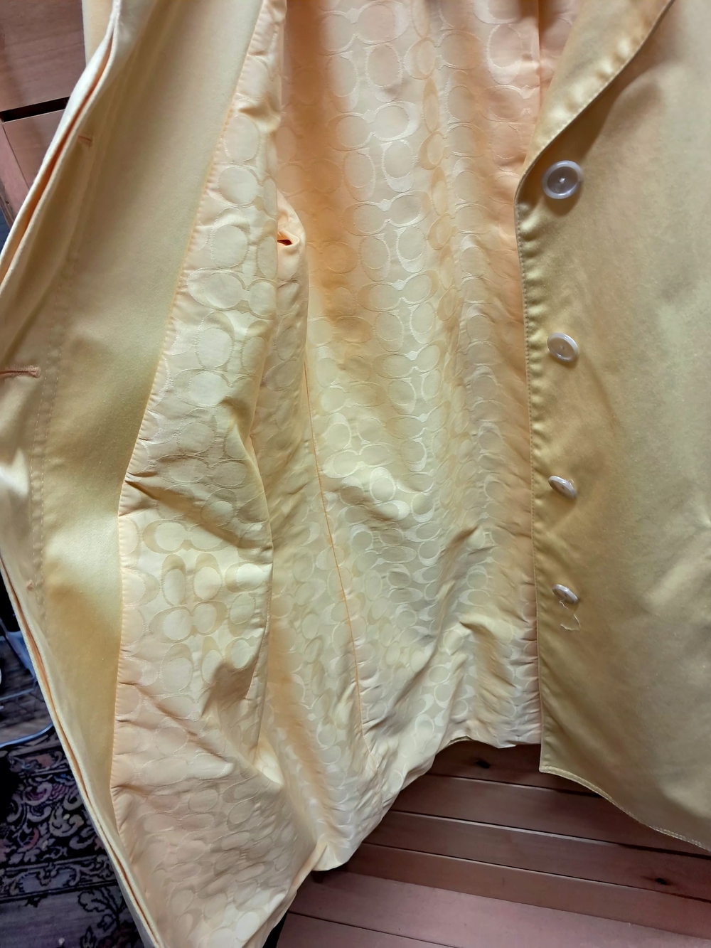 COACH  Sateen Walking Trench Coat Size L - Picture 8 of 11